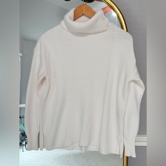 Joan Vass Sweaters - Joan Vaas Turtleneck Cable Knit Sweater M